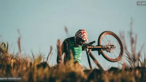 “杰伦-格林再续“狂热三月”佳话，季后赛备战健康稳定至上”